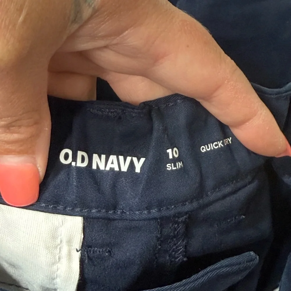 Old Navy Boys Size 10 Slim Flat Front Quick Dry Shorts in Navy